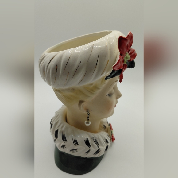 Vtg 1961 Inarco Blonde Girl Christmas Head Vase Earrings Hat Poinsettia VGVC - Picture 2 of 12